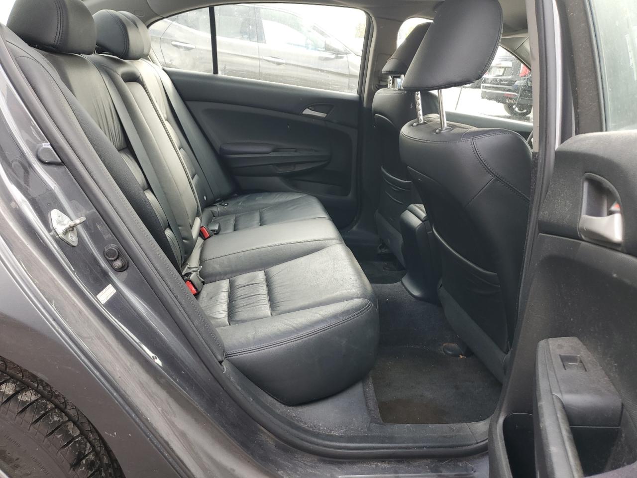 2011 Honda Accord - Image 10