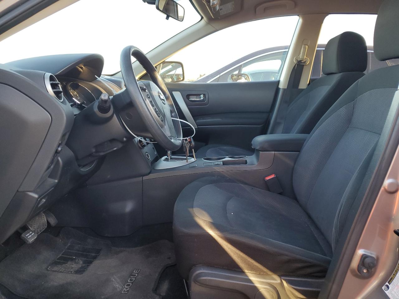 2013 Nissan Rogue - Image 7
