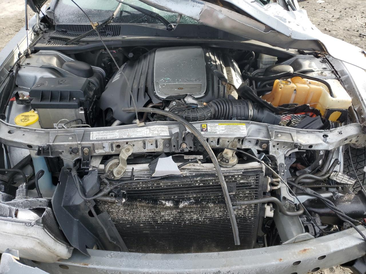 2006 Chrysler 300 - Image 11
