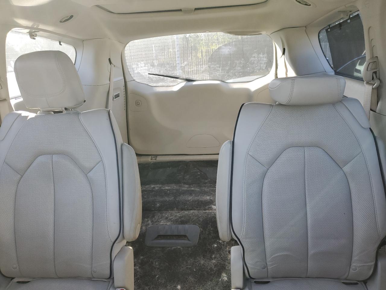 2021 Chrysler Pacifica - Image 10