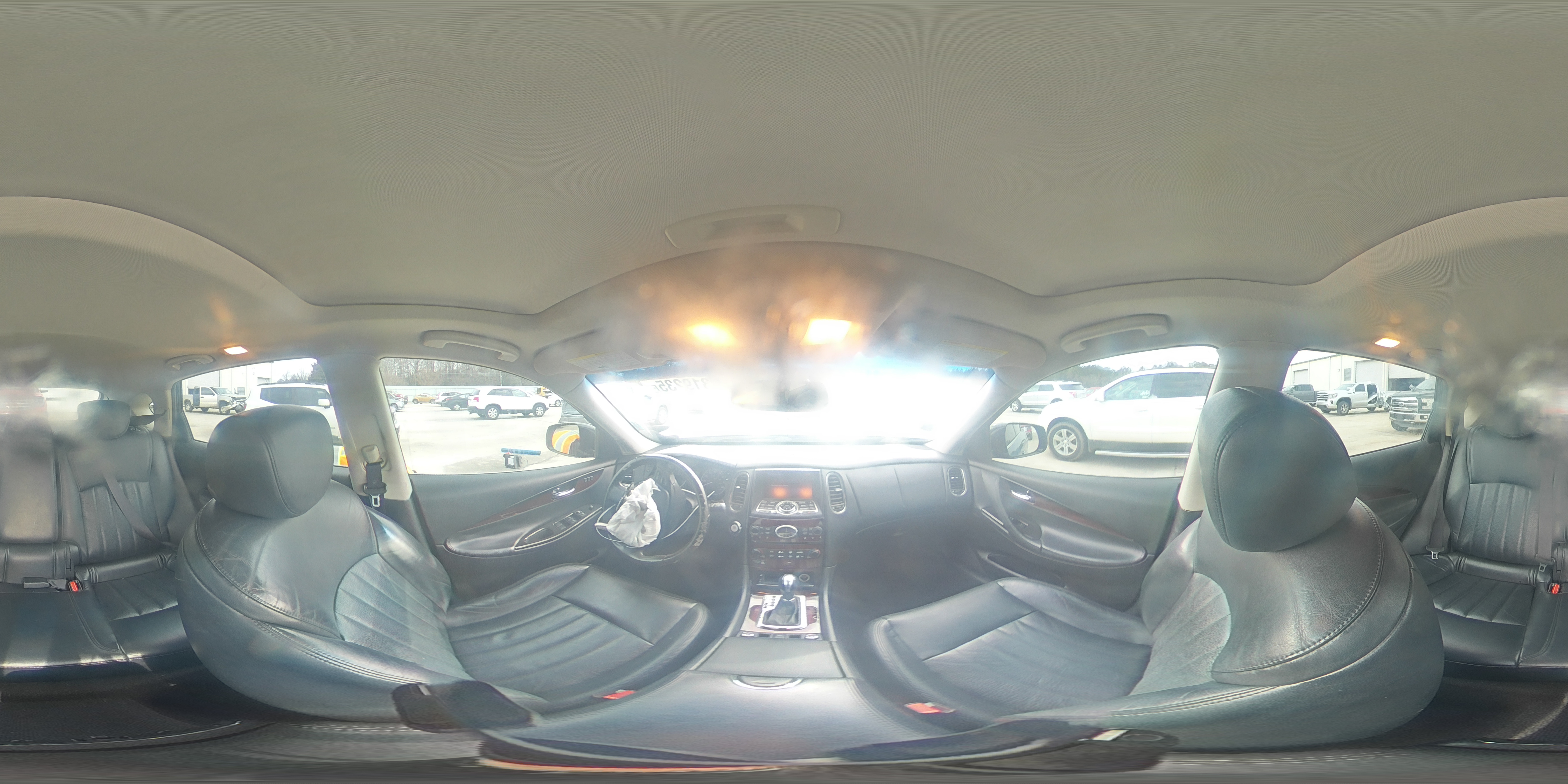 2017 Infiniti QX50 - Image 13