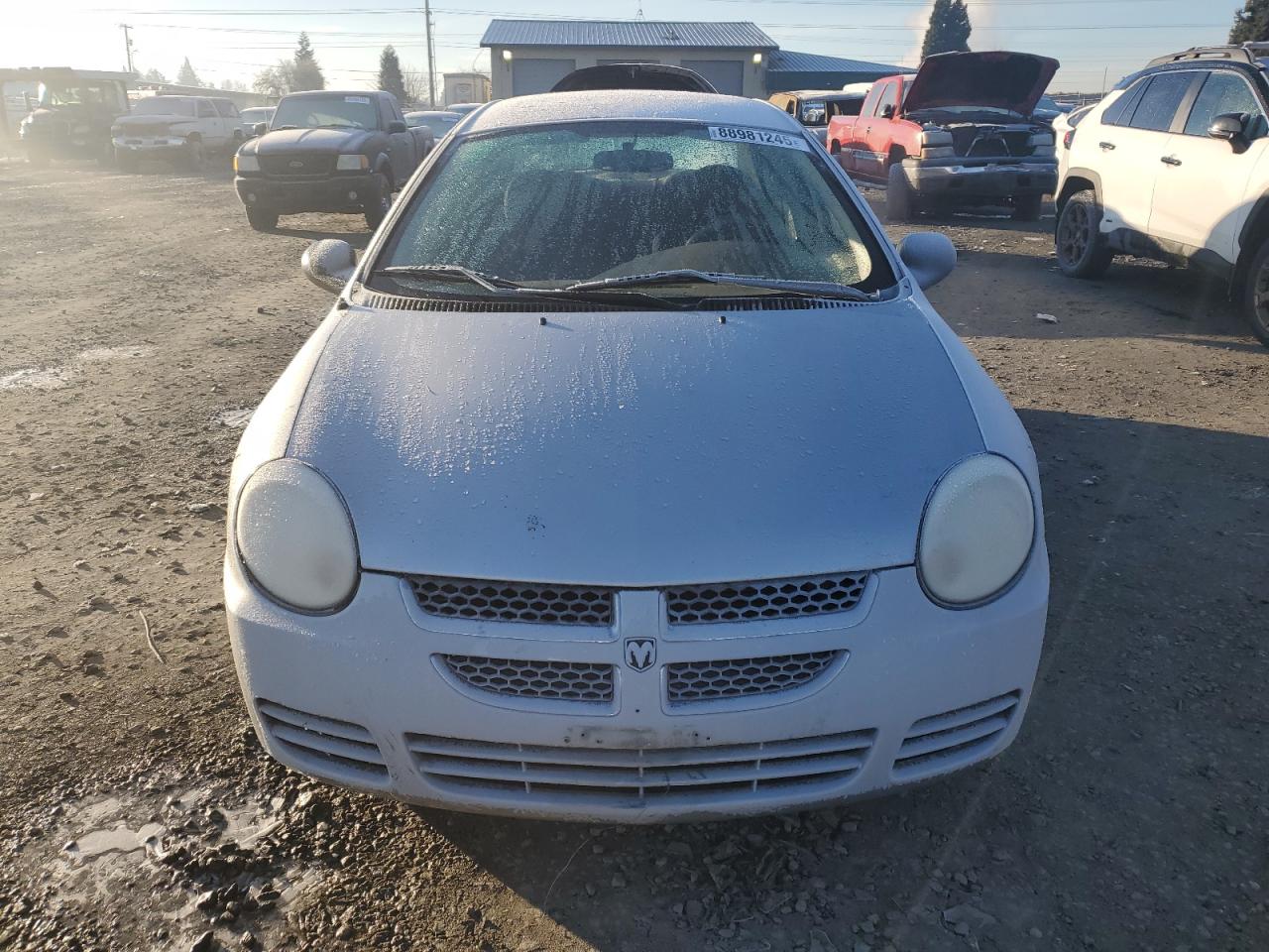 2005 Dodge Neon - Image 5