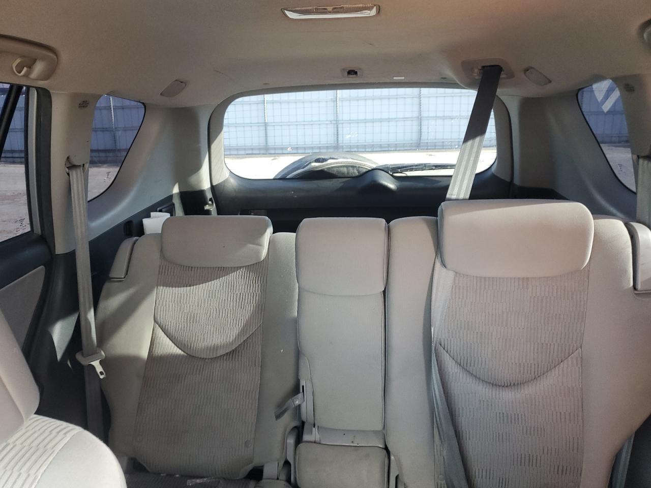 2011 Toyota RAV 4 - Image 10