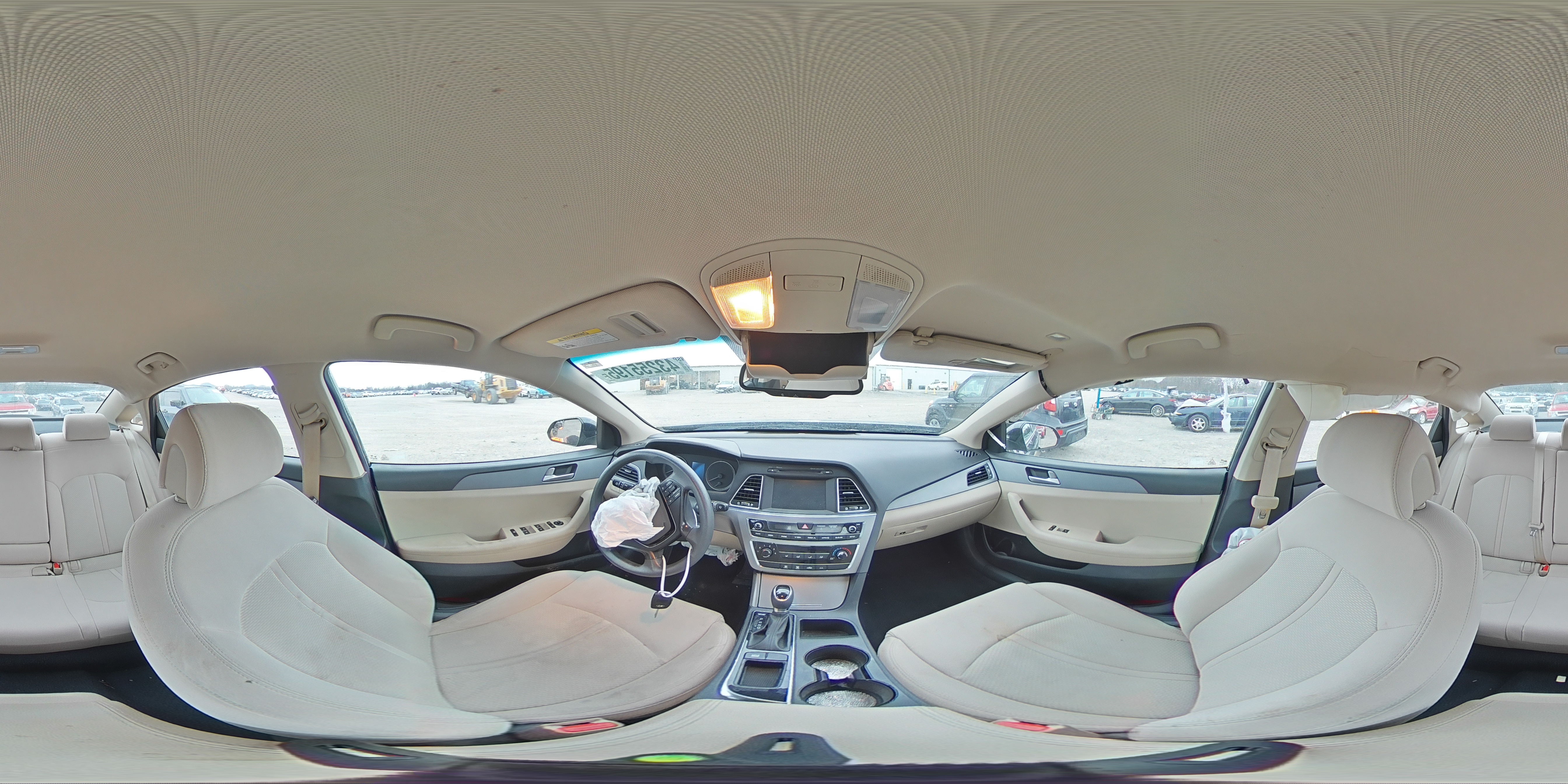 2017 Hyundai Sonata - Image 12