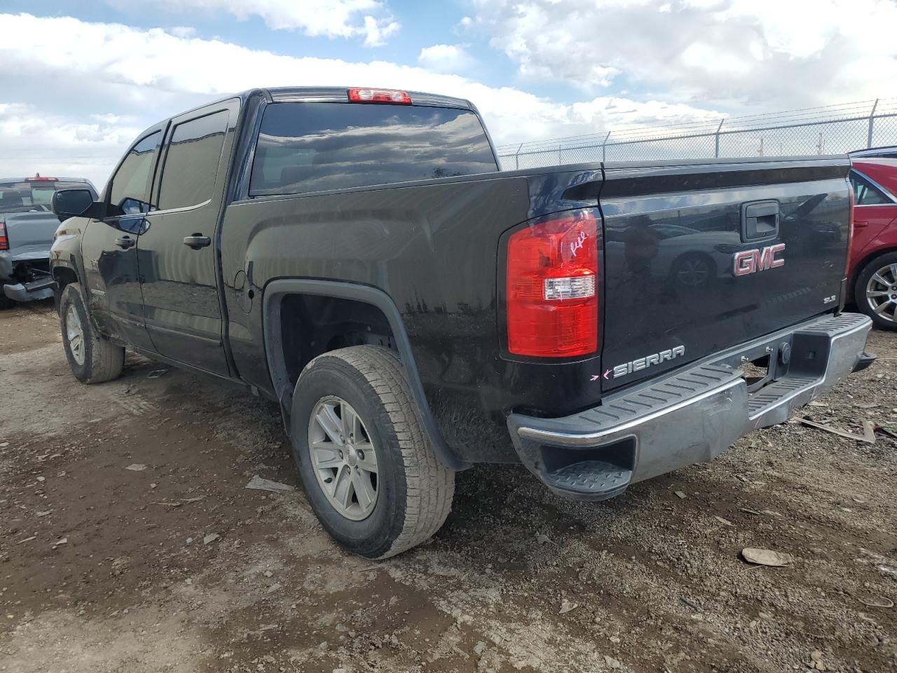 2018 GMC Sierra - Image 2