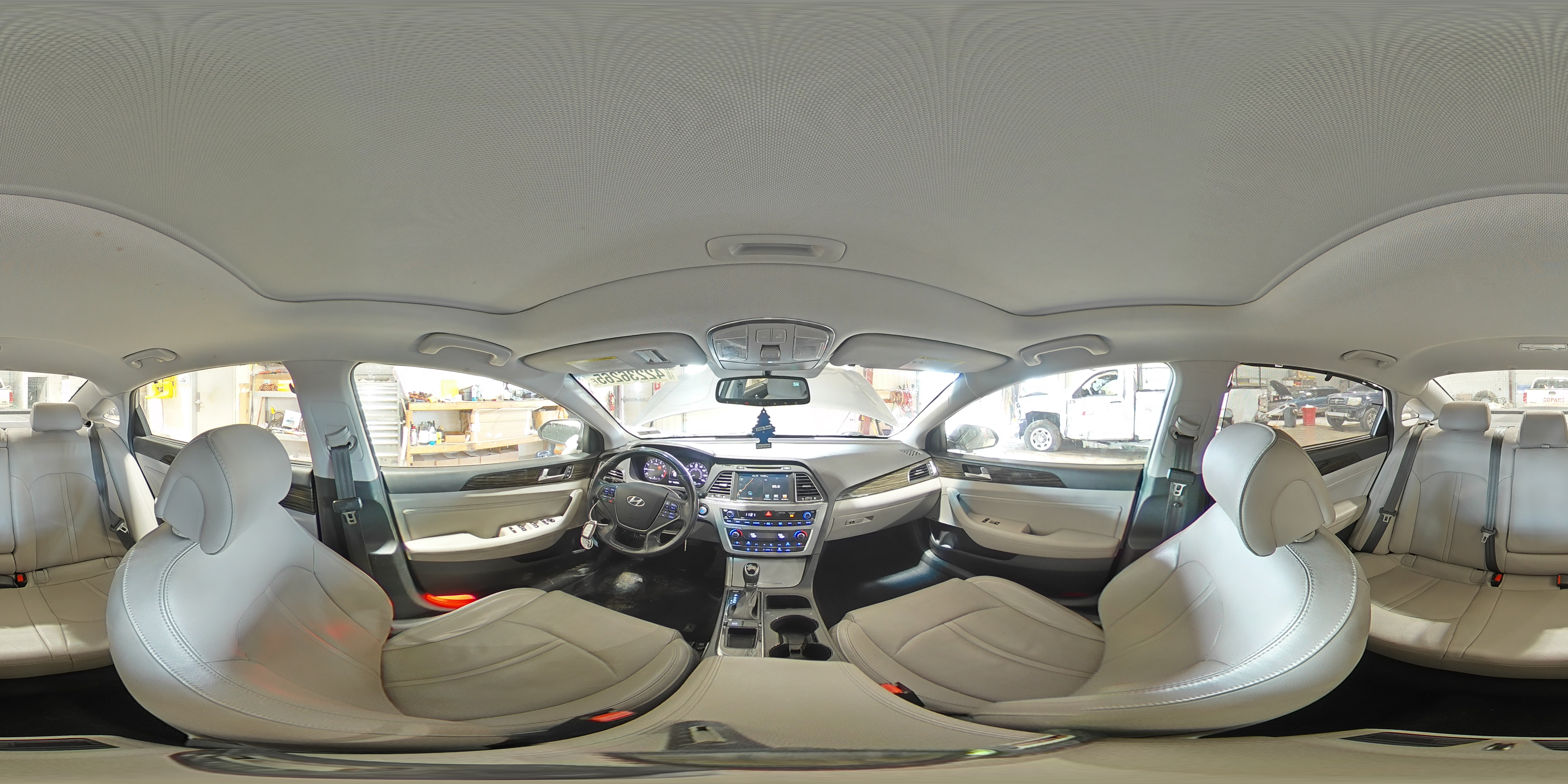 2017 Hyundai Sonata - Image 13