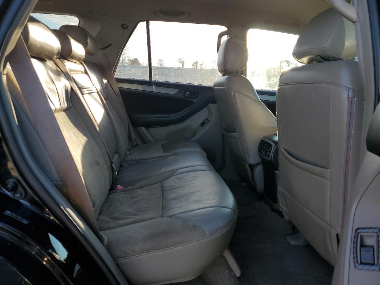 2006 Toyota 4Runner - Image 11