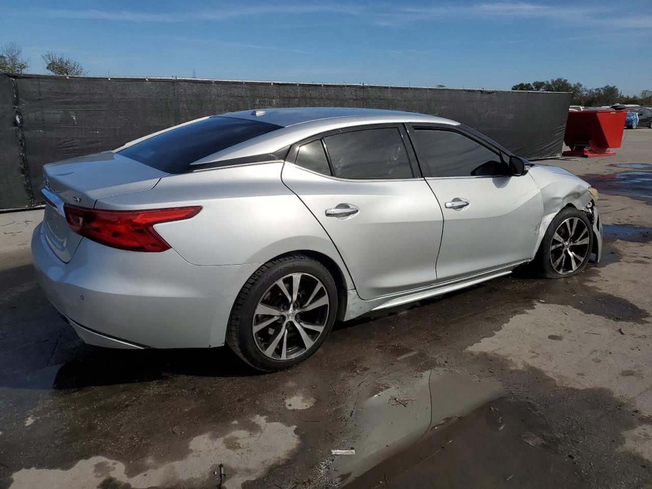 2018 Nissan Maxima - Image 3