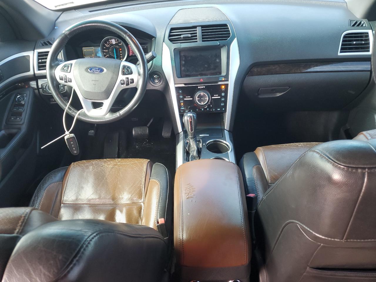 2011 Ford Explorer - Image 8