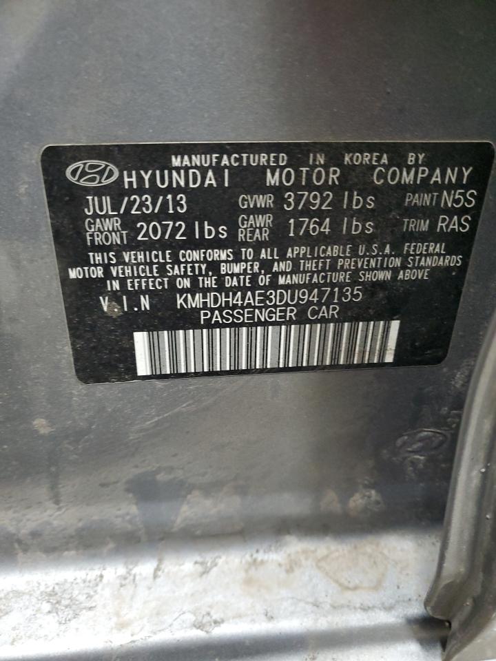 2013 Hyundai Elantra - Image 14