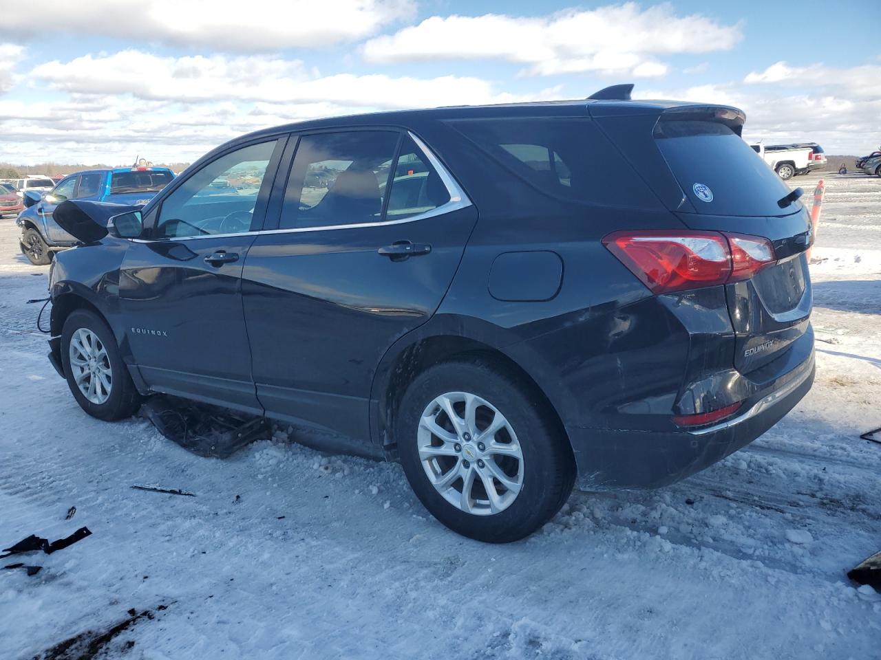 2018 Chevrolet Equinox - Image 2