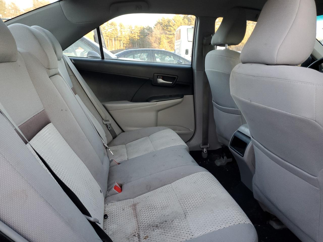2014 Toyota Camry - Image 10