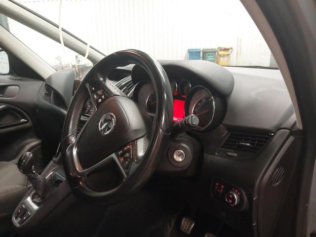 2015 VAUXHALL ZAFIRA TOURER SRI CDTI 