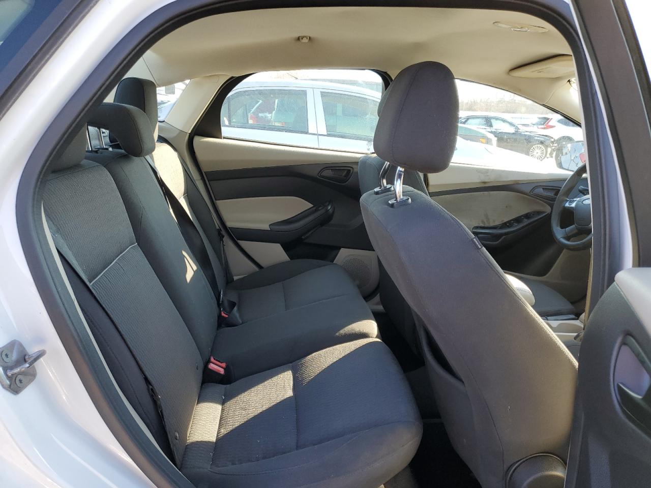 2012 Ford Focus - Image 10
