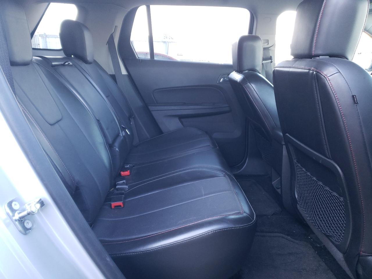2017 GMC Terrain - Image 10