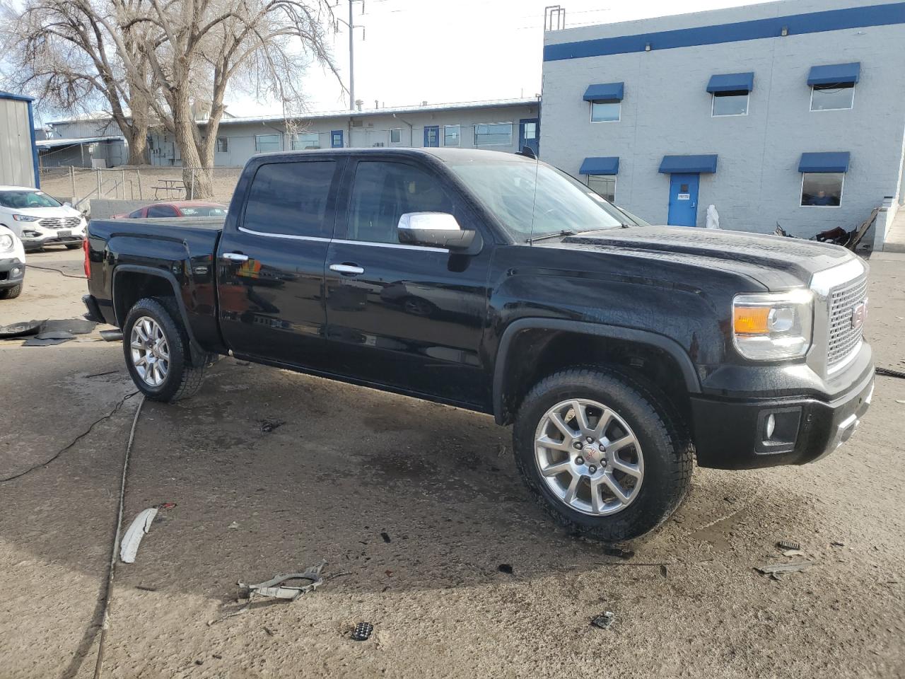 2015 GMC Sierra - Image 4