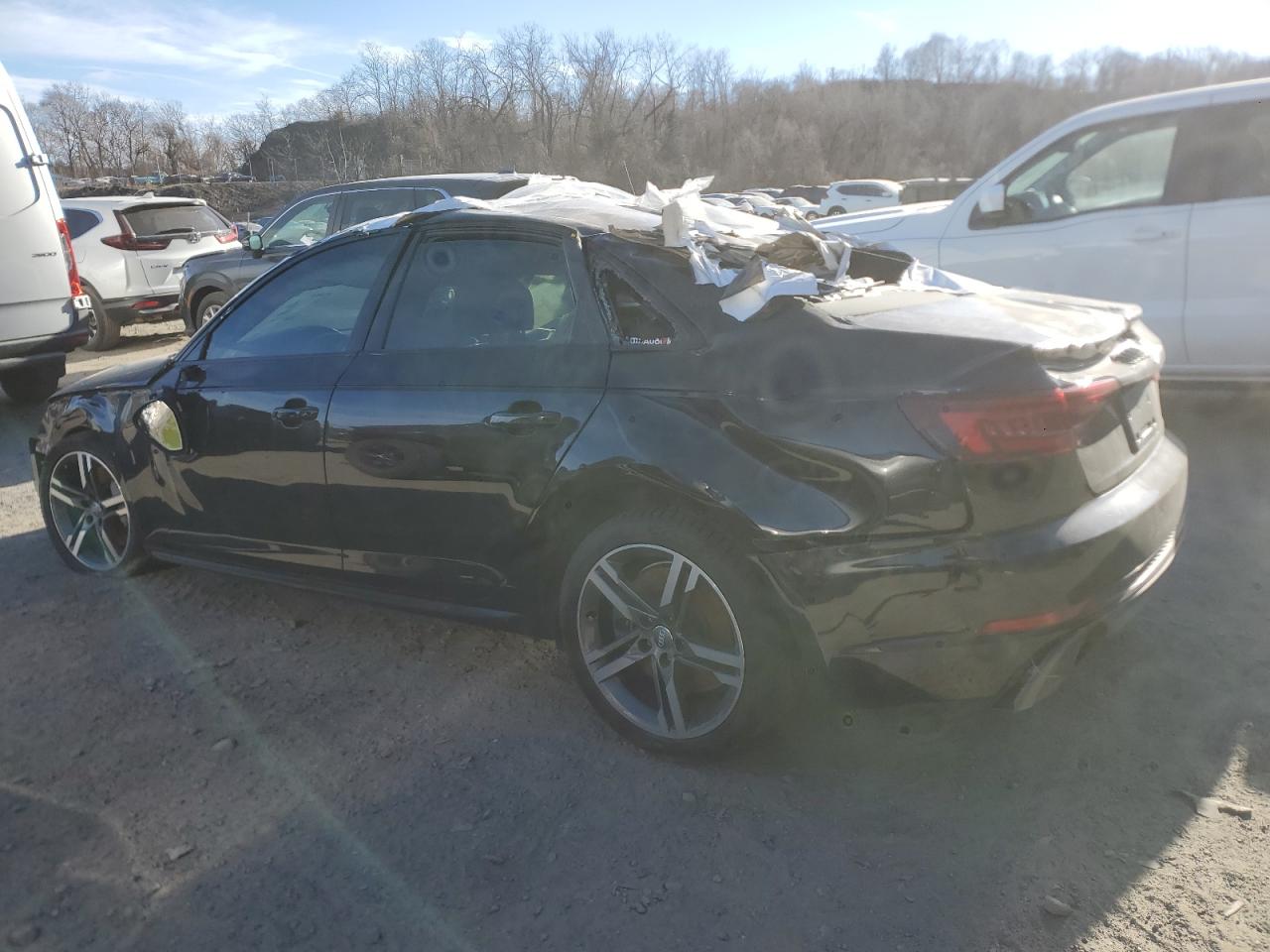 VIN WAUENAF45JN015232 2018 AUDI A4 no.2