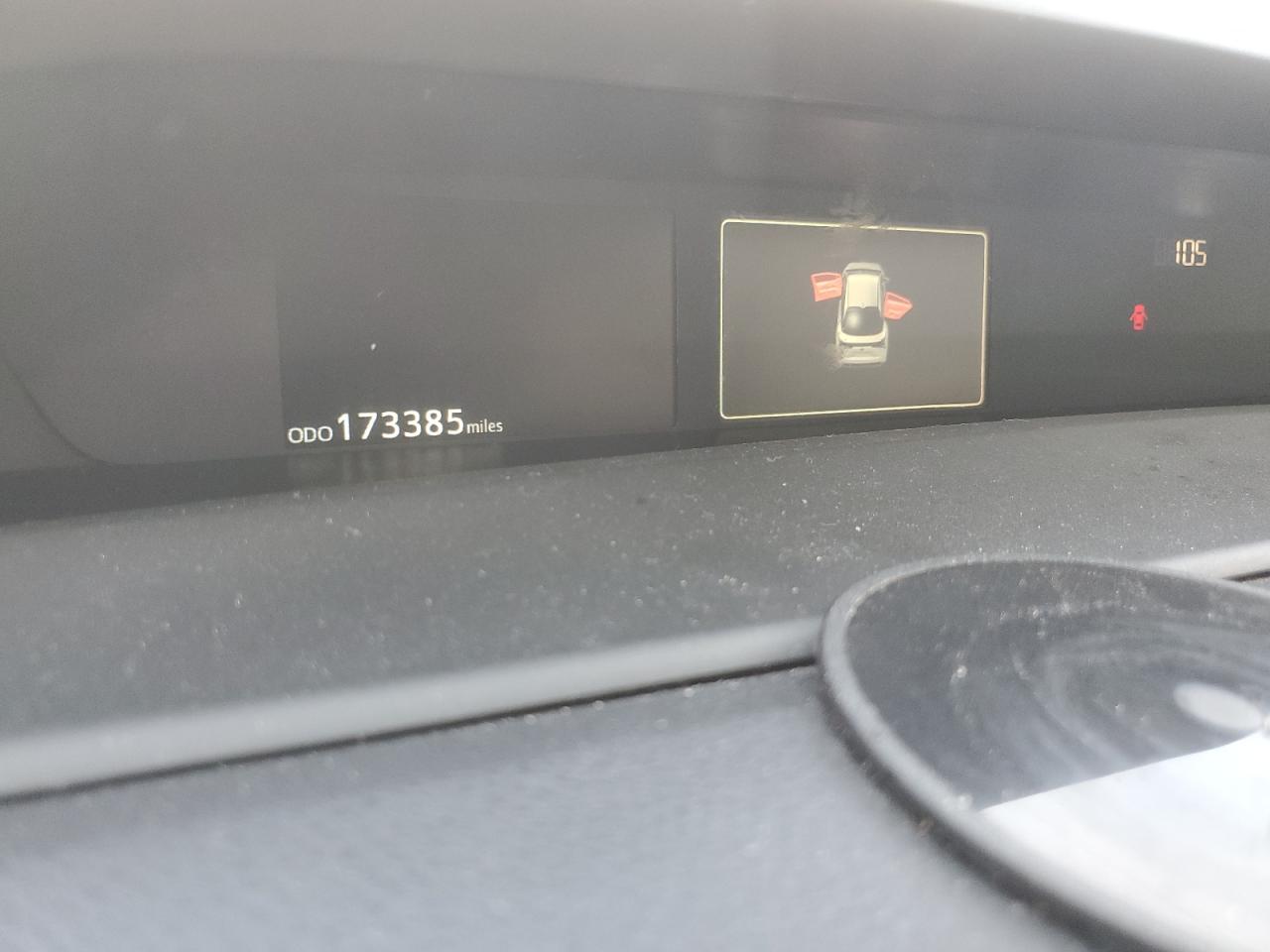 2019 Toyota Prius - Image 9
