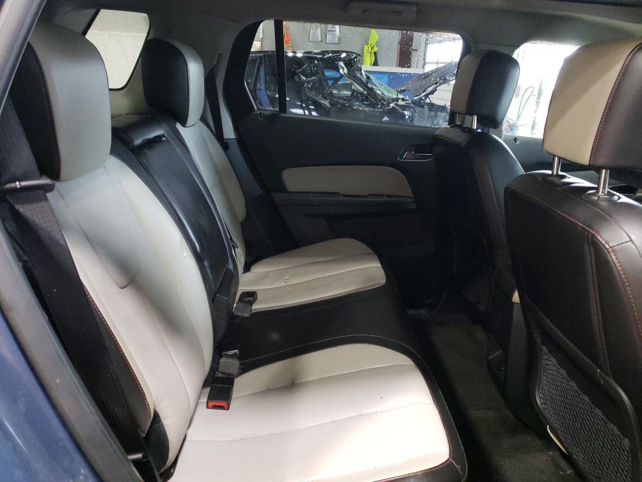 2011 GMC Terrain - Image 11