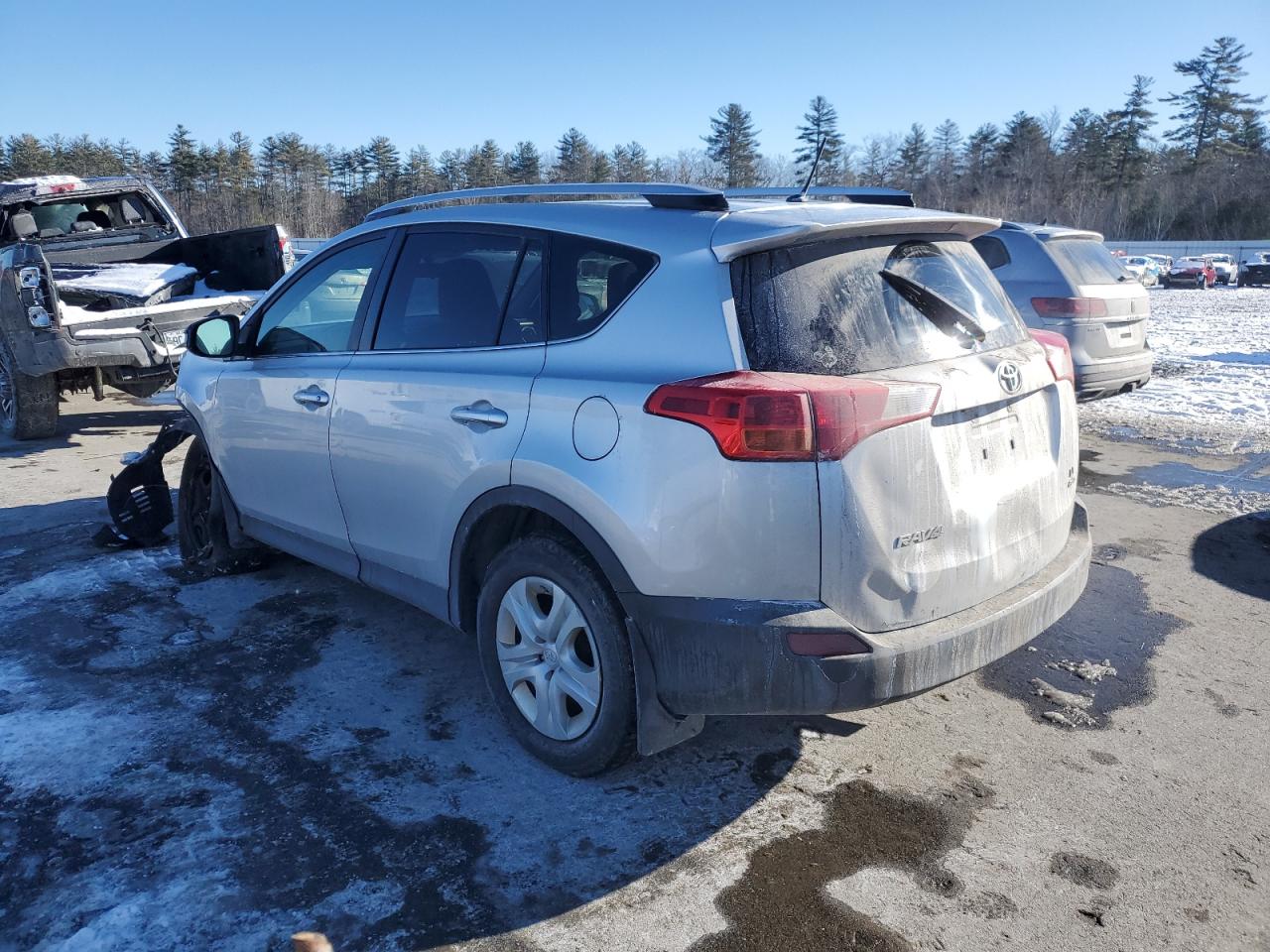2014 Toyota RAV 4 - Image 2