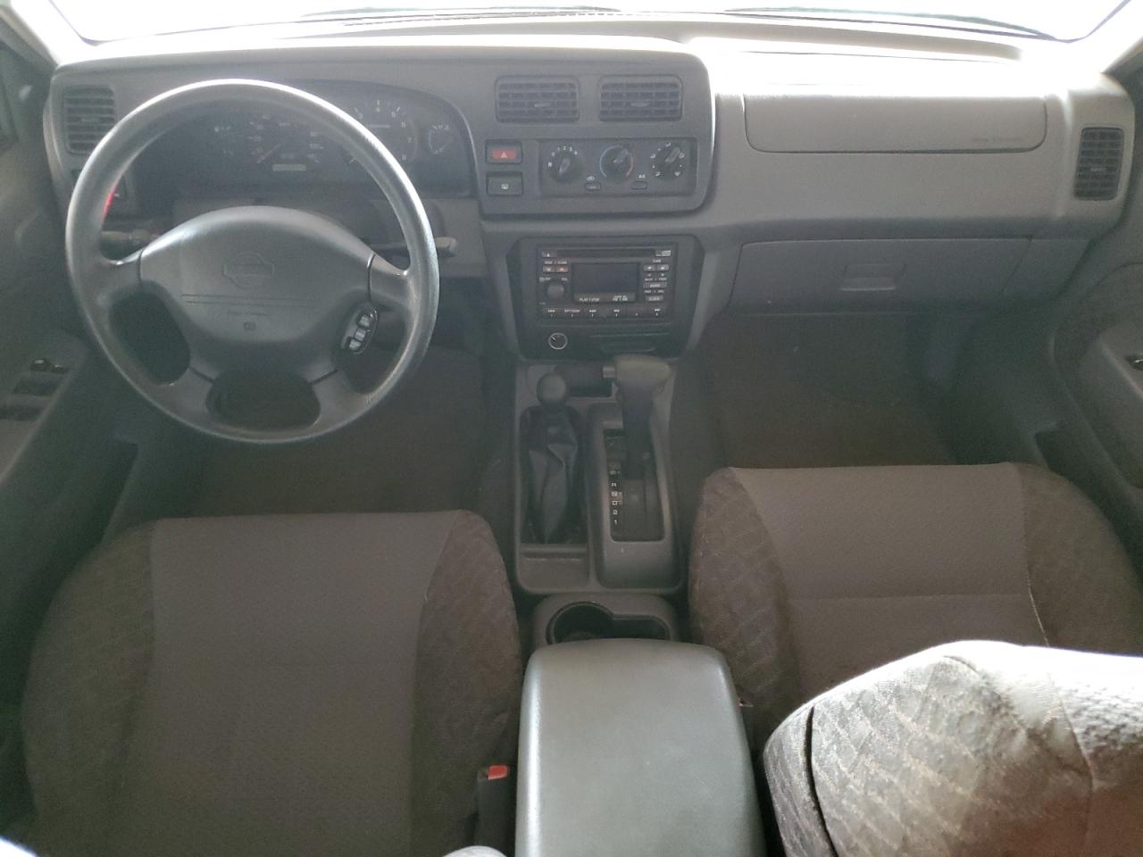 2000 Nissan XTerra - Image 8