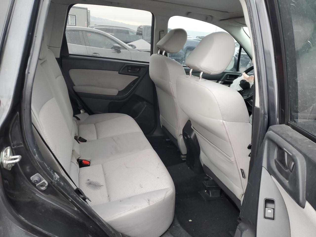 2014 Subaru Forester - Image 11