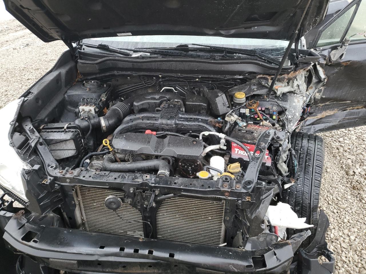 2014 Subaru Forester - Image 13