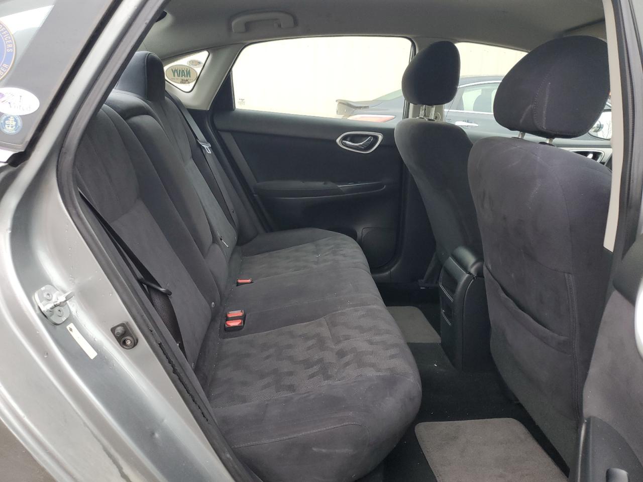 2013 Nissan Sentra - Image 10