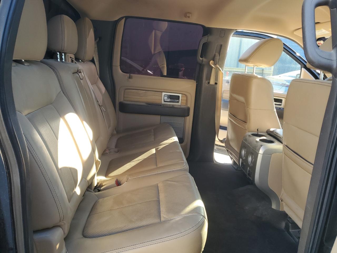 2011 Ford F-150 - Image 10