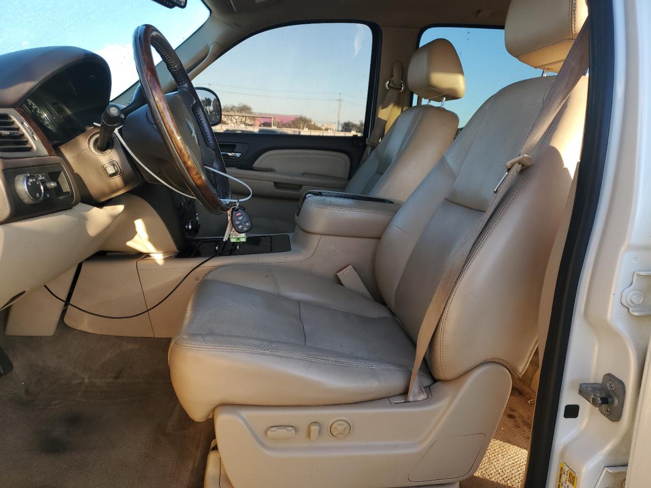 2009 GMC Yukon Xl Denali VIN: 1GKFK06219R253533 Lot: 86718014