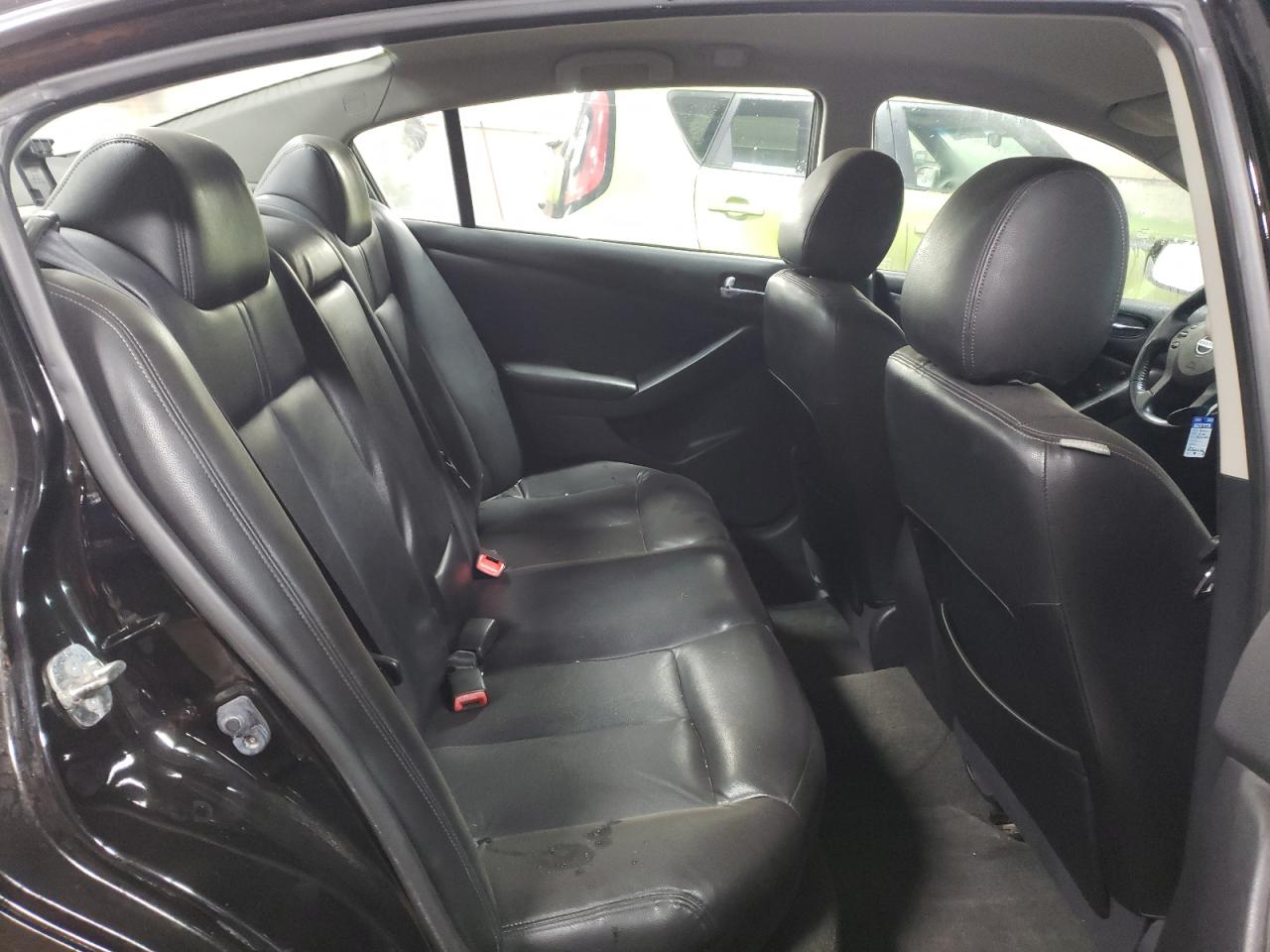 2012 Nissan Altima - Image 10