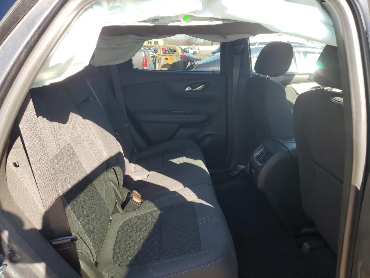 2021 Chevrolet Blazer - Image 11