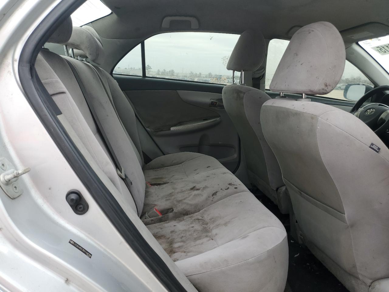 2011 Toyota Corolla - Image 10