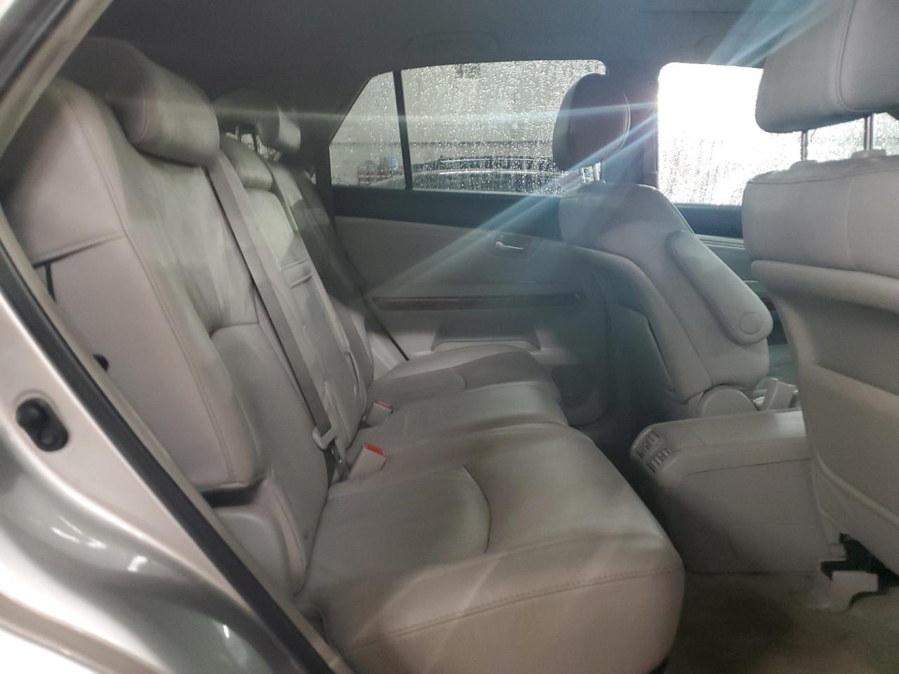 2007 Lexus RX - Image 11