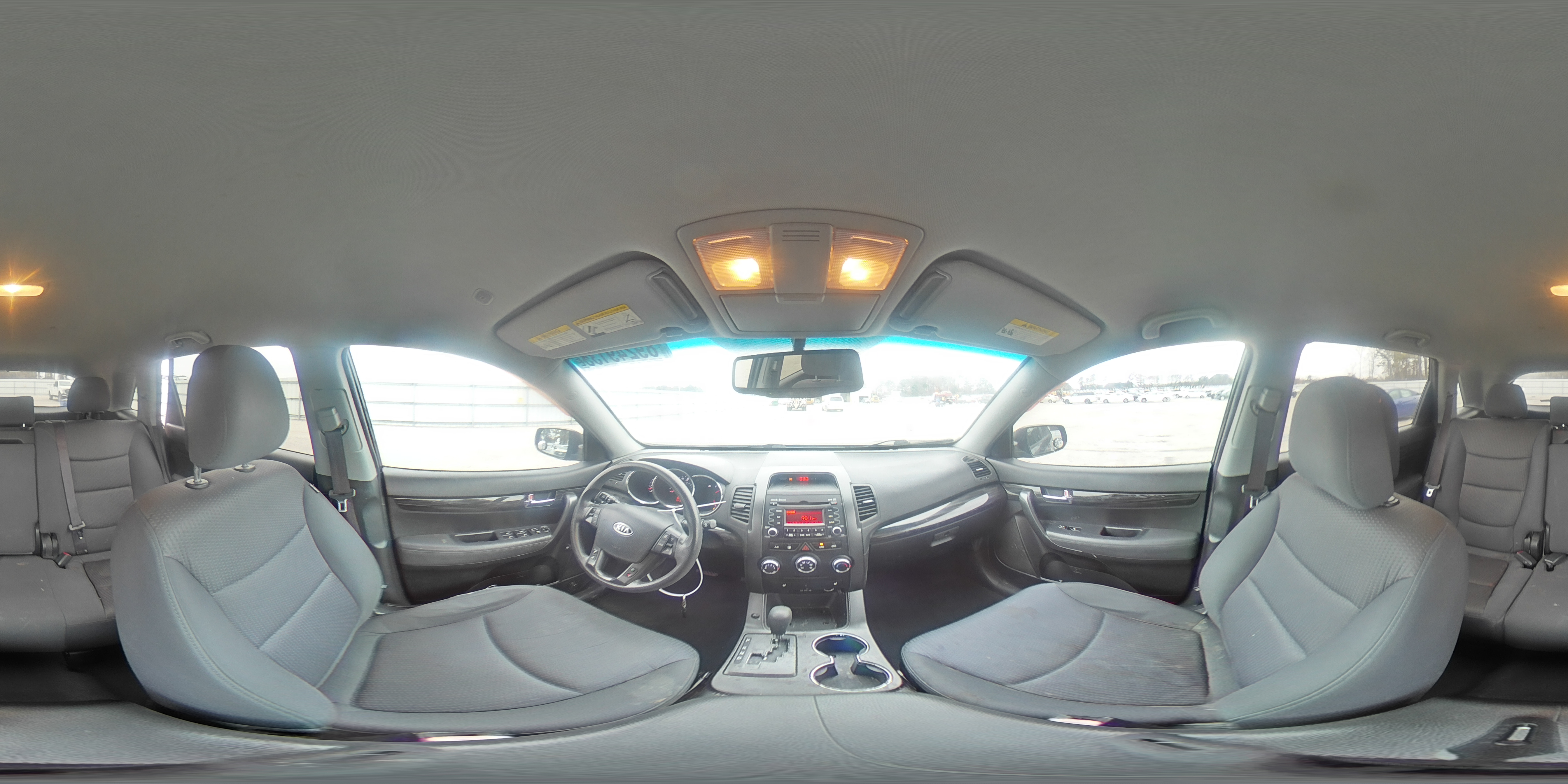 2012 Kia Sorento - Image 13