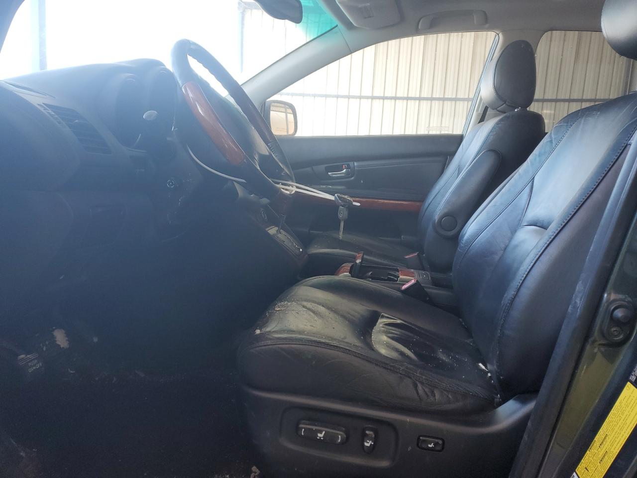 2004 Lexus RX - Image 7