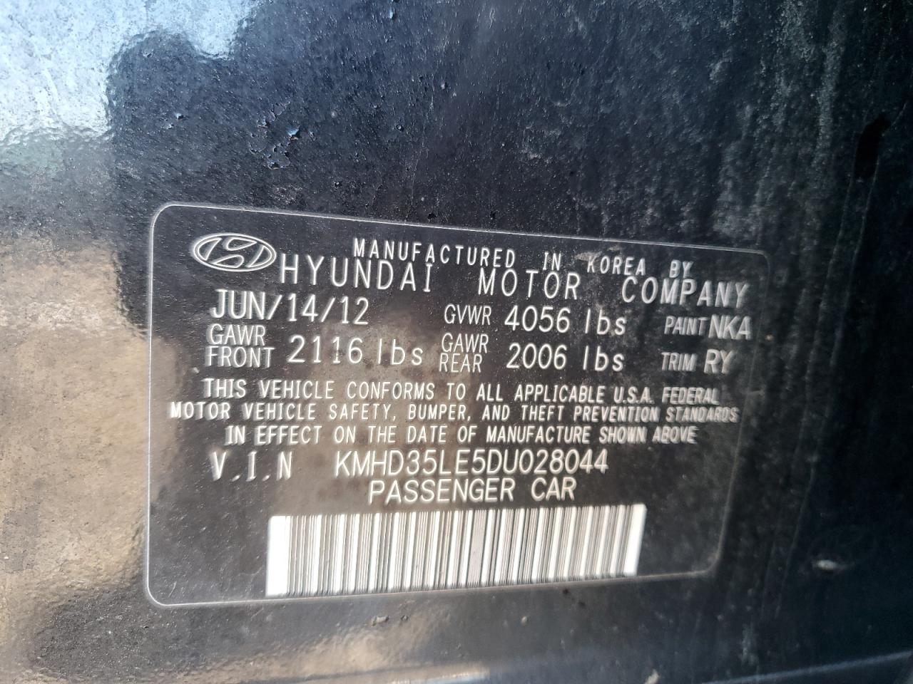2013 Hyundai Elantra - Image 12