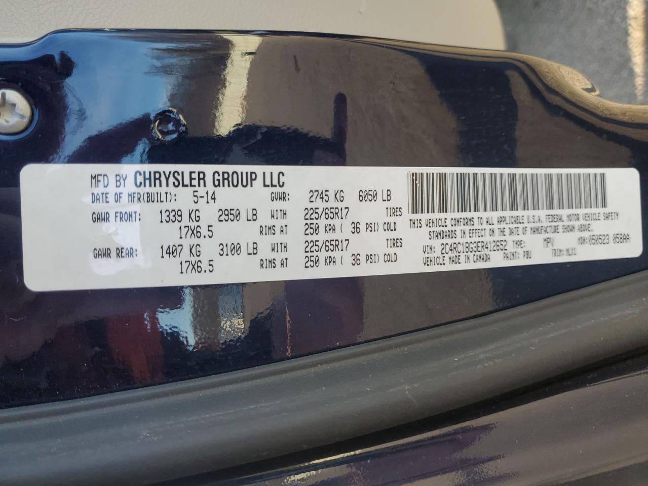 2014 Chrysler Town & Country - Image 16