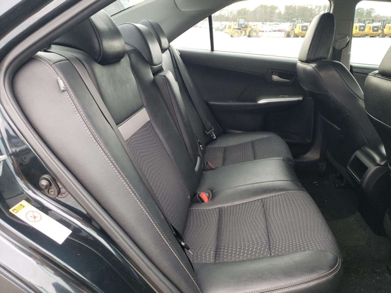 2013 Toyota Camry - Image 10