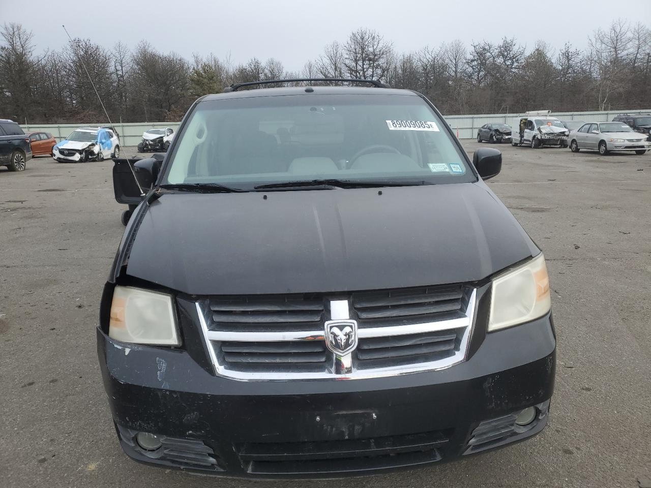 2008 Dodge Caravan - Image 5