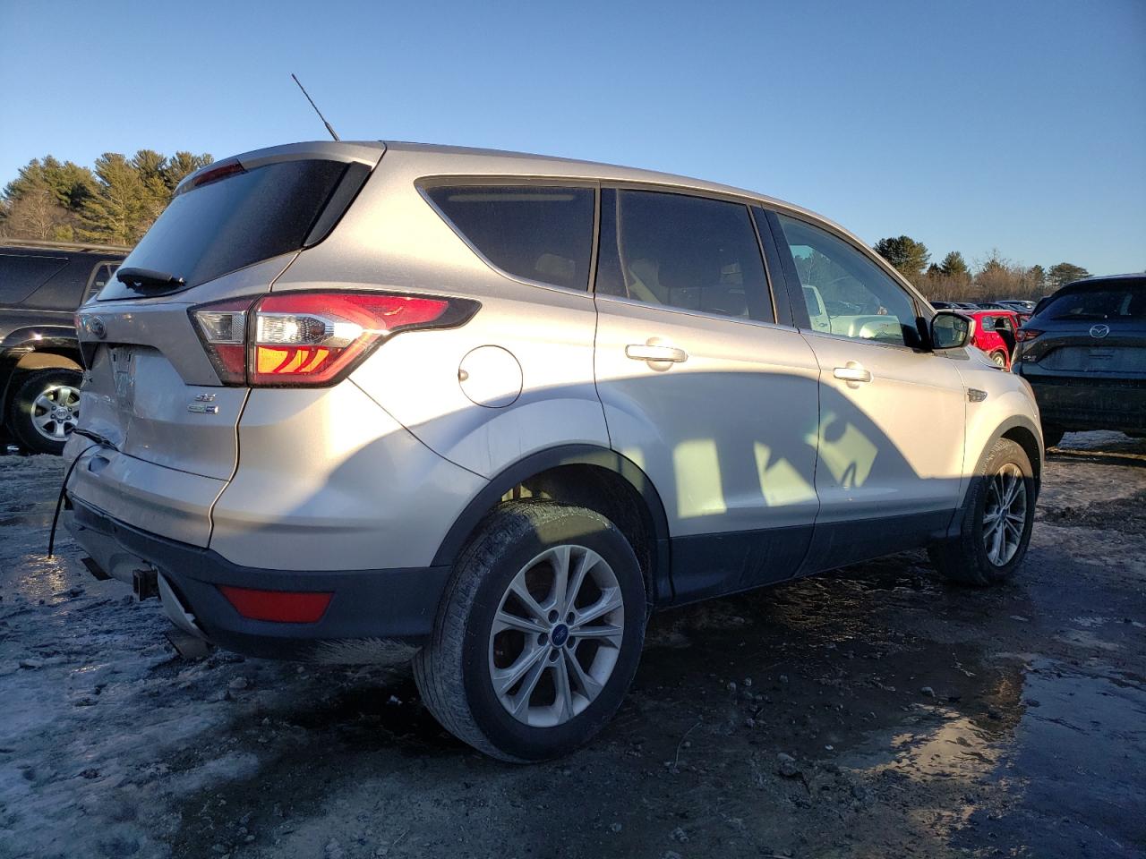 2017 Ford Escape - Image 3