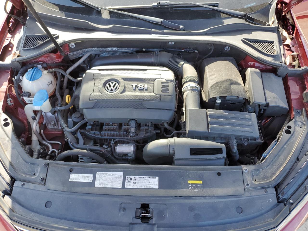 2017 Volkswagen Passat - Image 11
