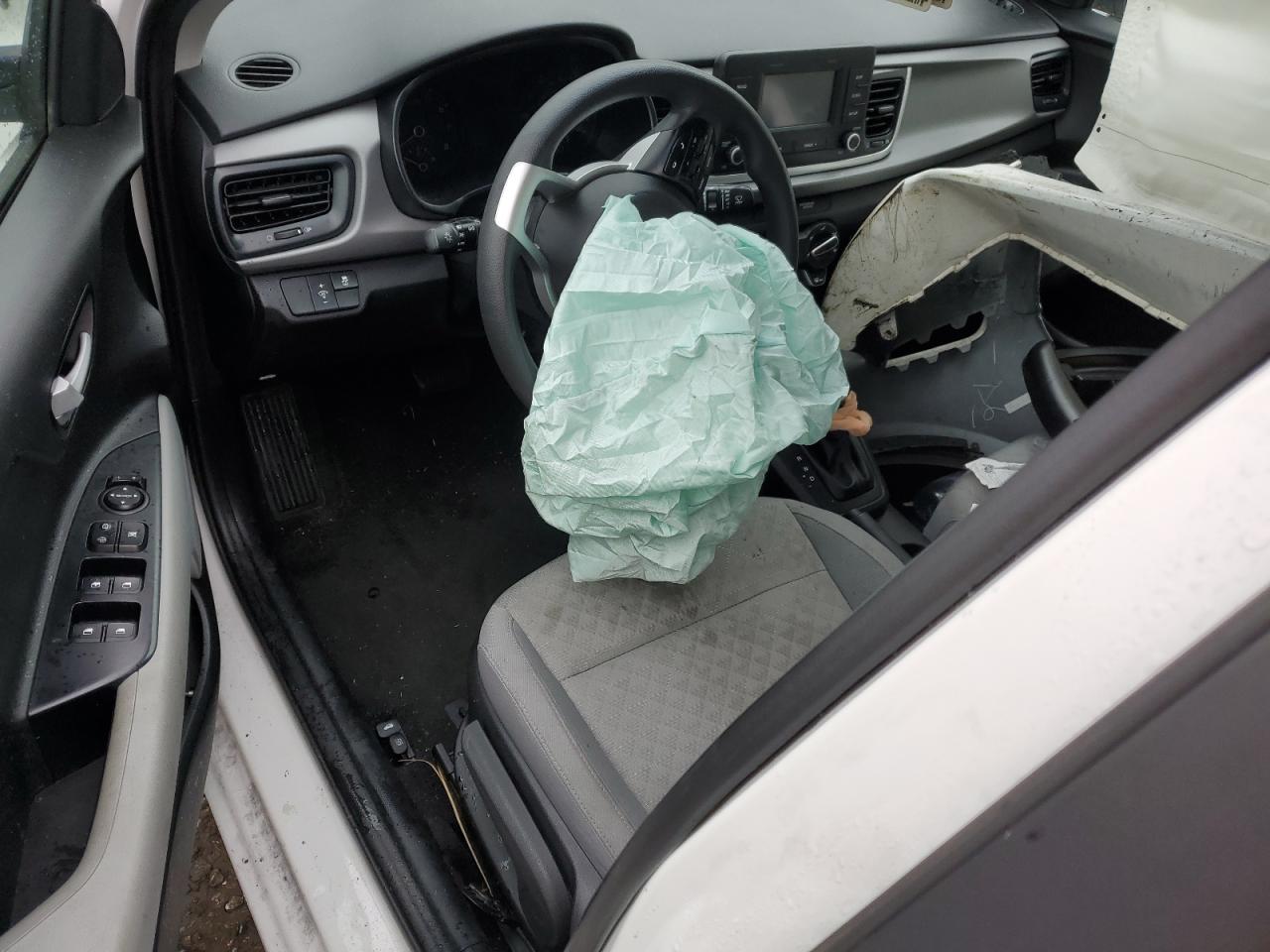 2018 Kia Rio - Image 8