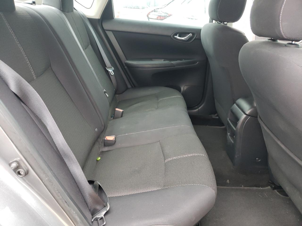 2016 Nissan Sentra - Image 10