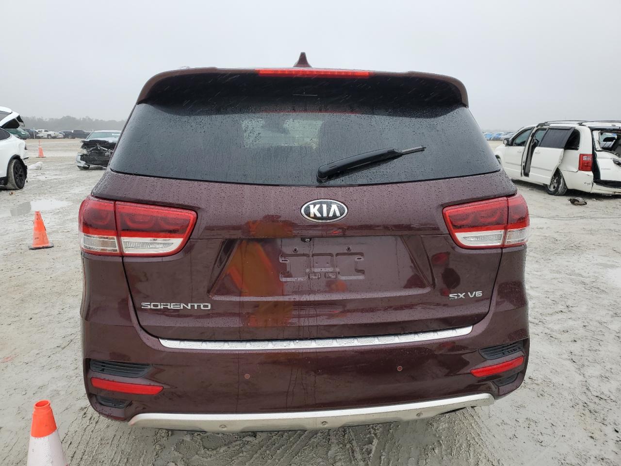 2017 Kia Sorento - Image 6