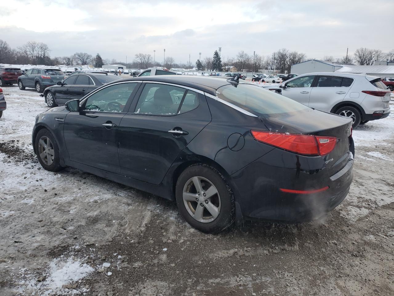 VIN 5XXGM4A7XFG410866 2015 KIA OPTIMA no.2