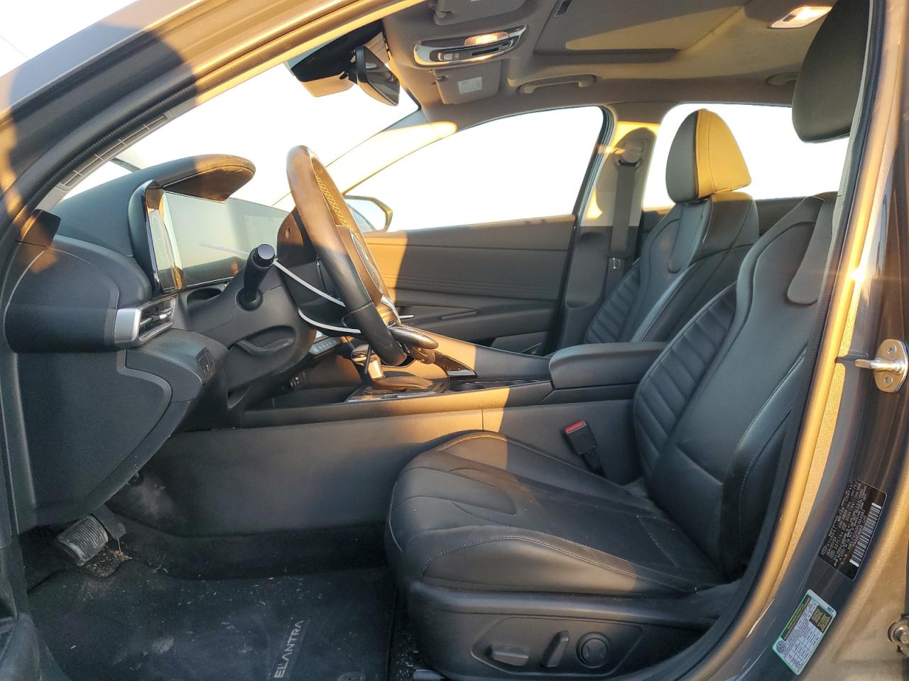 2024 Hyundai Elantra - Image 7