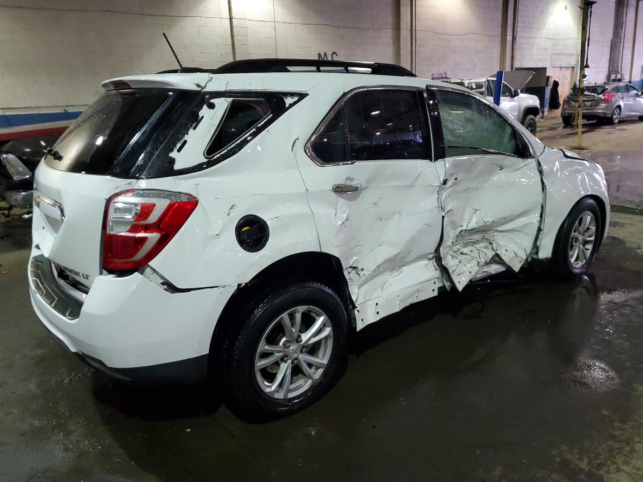 2016 Chevrolet Equinox - Image 3