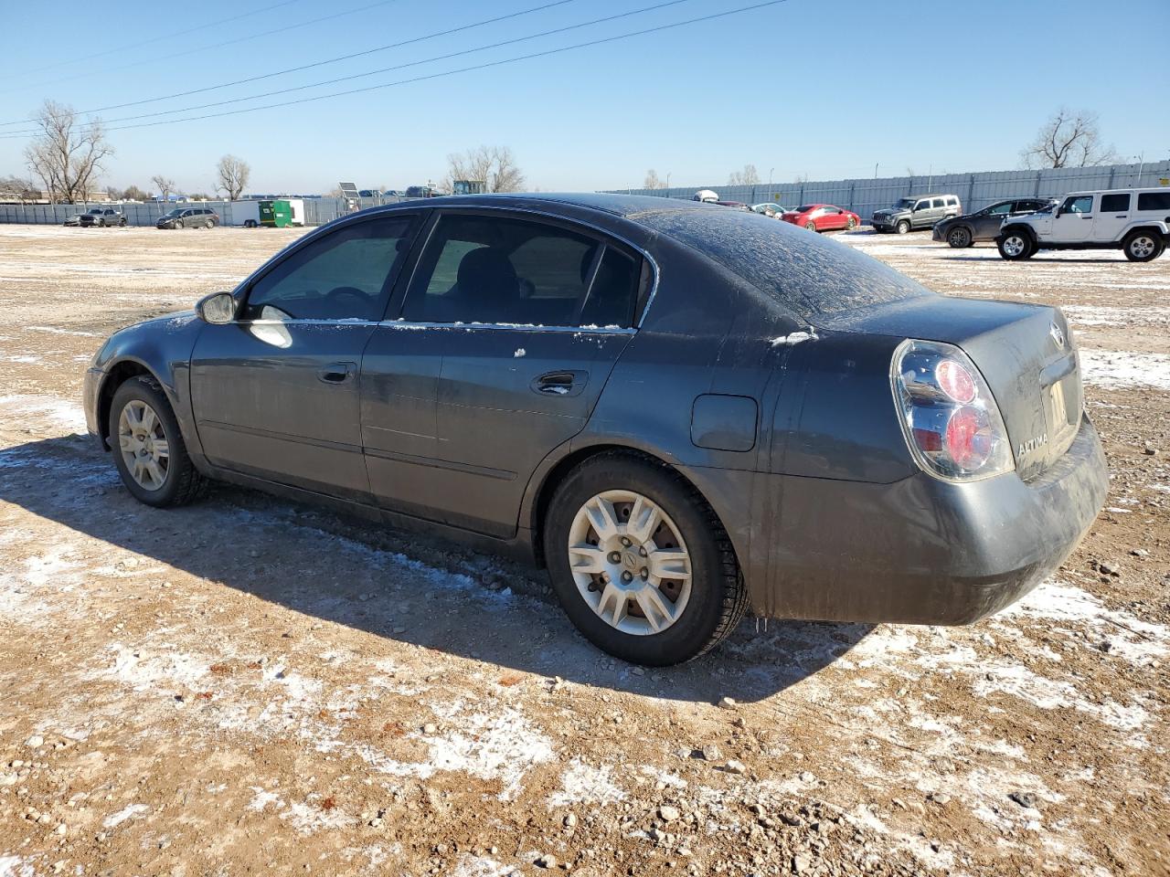 2005 Nissan Altima - Image 2