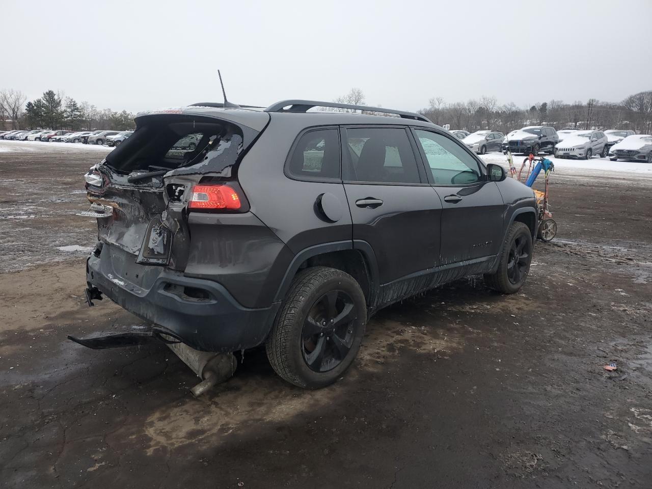 2016 Jeep Grand Cherokee - Image 3